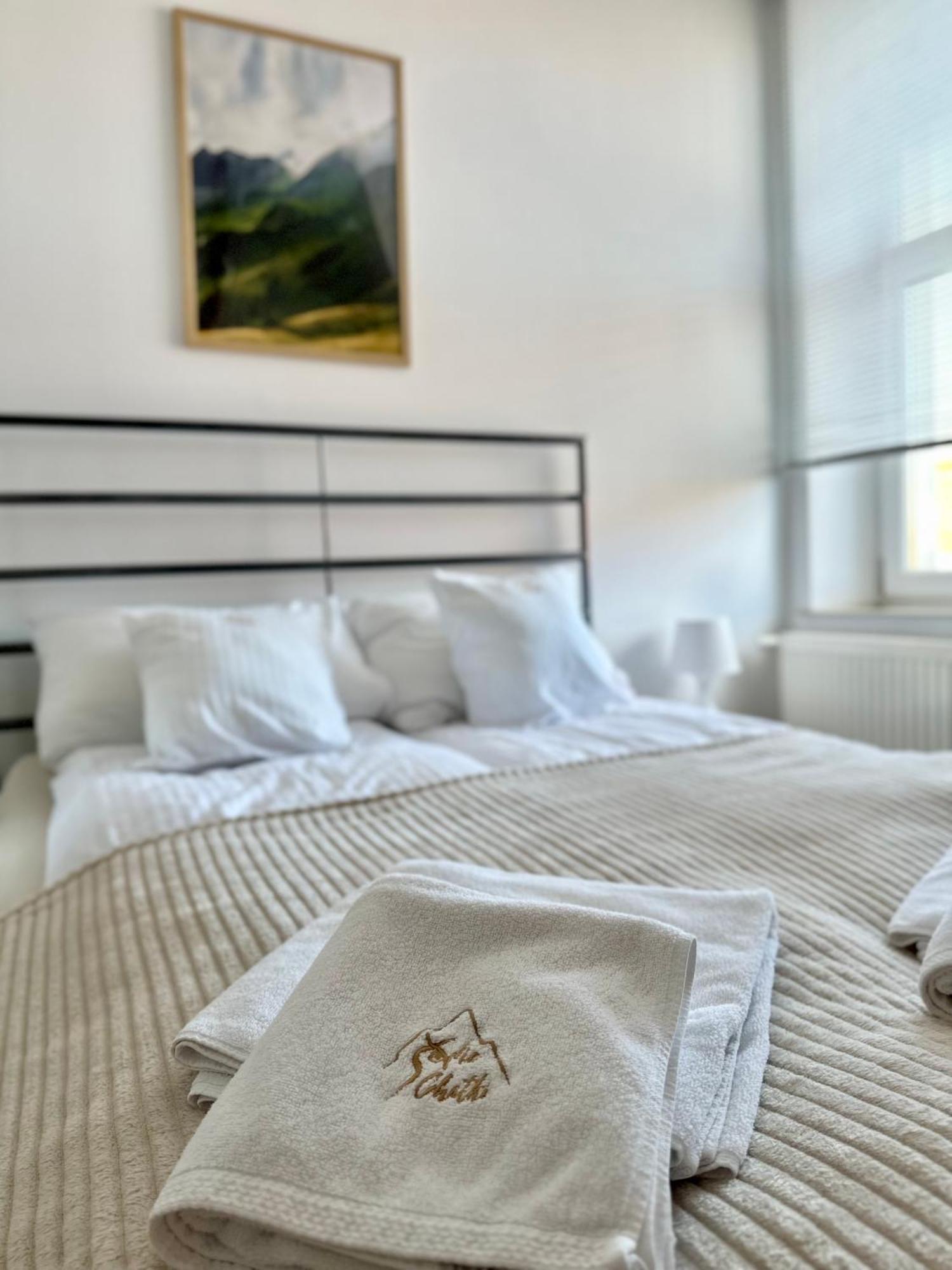 Przestronny Apartament Nr 7 Z Widokiem Na Gory Sowie 别拉瓦 外观 照片